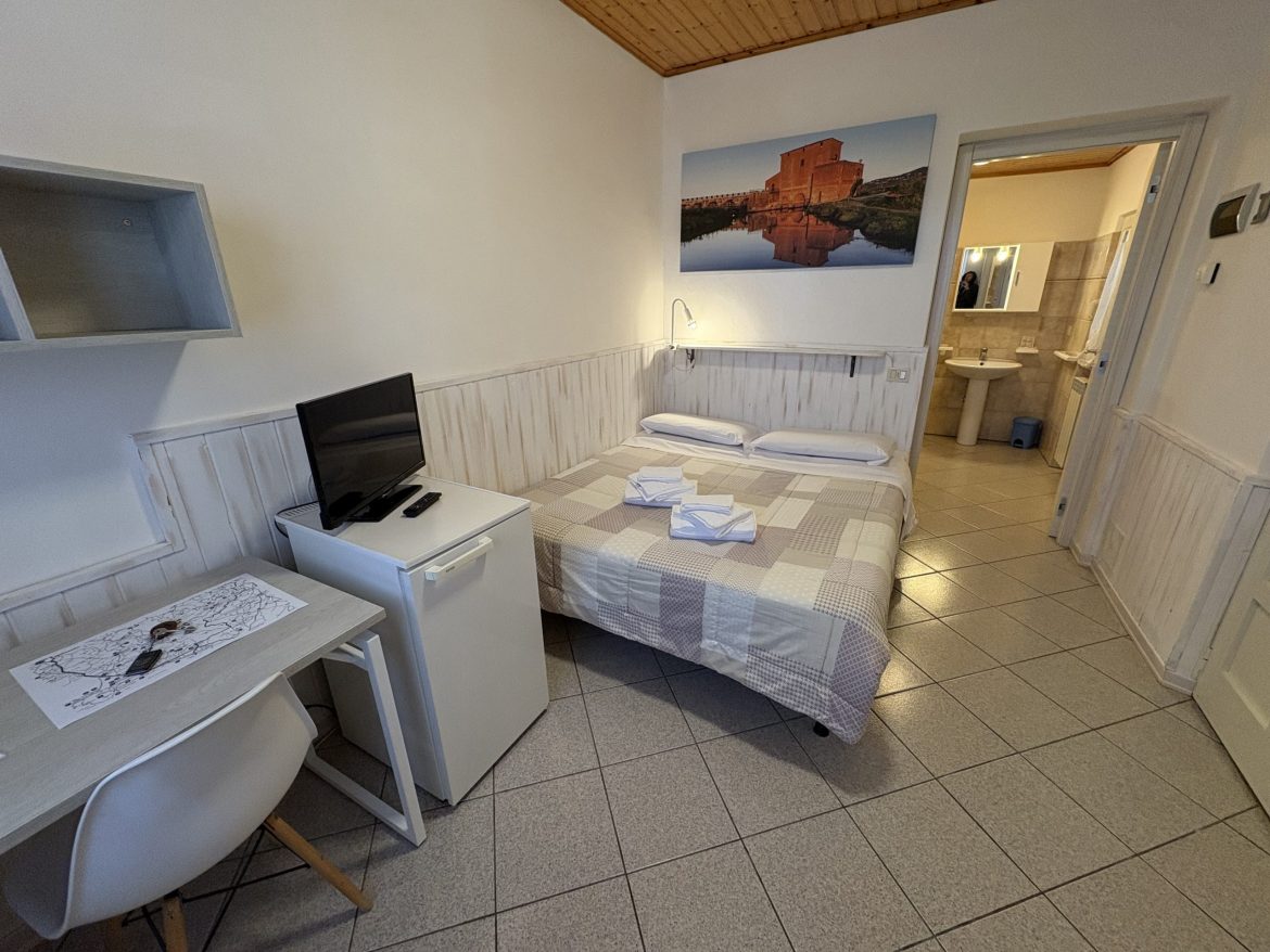 Camera Matrimoniale Economy